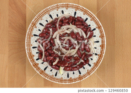 Red kidney bean and onion salad Red kidney bean and onion salad 129460850