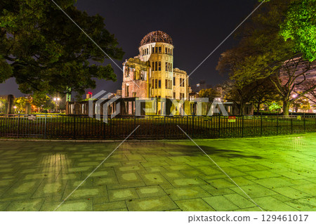 廣島縣：原爆圓頂屋與和平紀念公園的夜景 129461017
