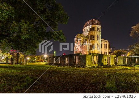 廣島縣：原爆圓頂屋與和平紀念公園的夜景 129461020