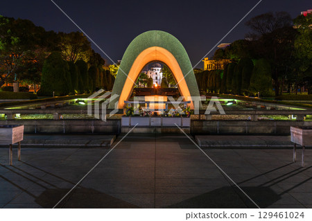 廣島縣：原爆圓頂屋與和平紀念公園的夜景 129461024