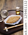竹莢魚煮酒和冷酒 竹莢魚煮酒和冷酒 129461132