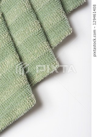 Geen folded fabric 129461408