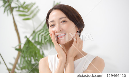 女性護膚美容 129466410