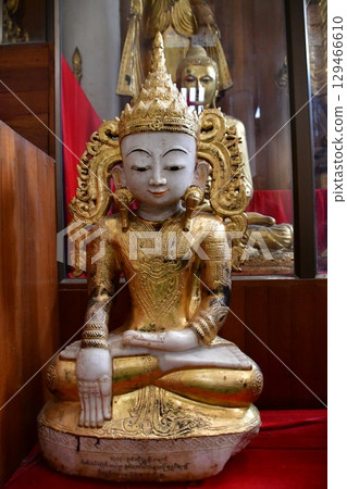 Myanmar, Mandalay, Bhagaya Temple, Buddha statue 129466610