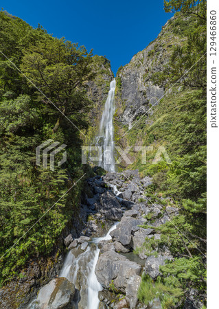 Devil's Punchbowl Waterfall in Arthur's Pass National Park, New Zealand Devil's Punchbowl Waterfall in Arthur's Pass National Park, New Zealand 129466860