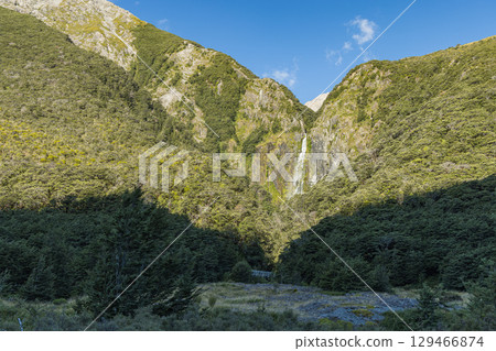 Devil's Punchbowl Waterfall in Arthur's Pass National Park, New Zealand Devil's Punchbowl Waterfall in Arthur's Pass National Park, New Zealand 129466874