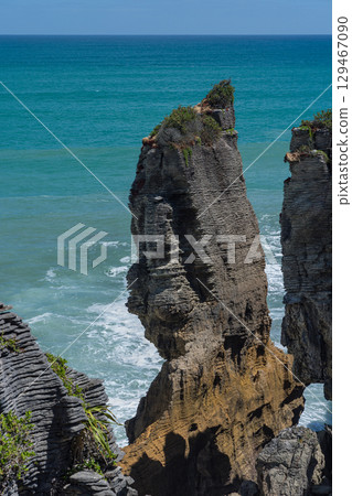 Pancake Rocks in Punakaiki on the West Coast of New Zealand Pancake Rocks in Punakaiki on the West Coast of New Zealand 129467090
