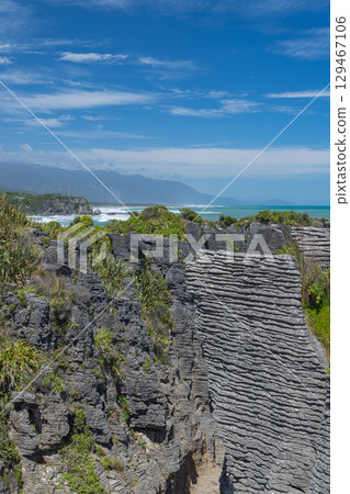 Pancake Rocks in Punakaiki on the West Coast of New Zealand Pancake Rocks in Punakaiki on the West Coast of New Zealand 129467106
