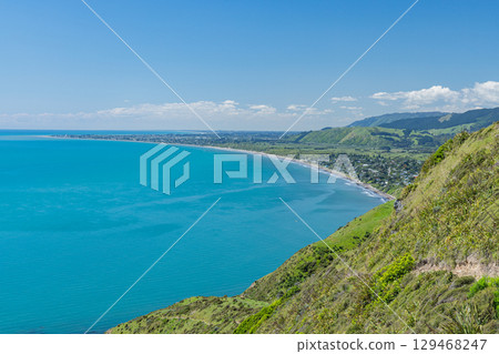 從紐西蘭帕卡卡里基懸崖步道看到的帕拉帕拉烏姆 129468247