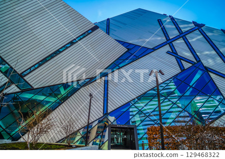 Royal Ontario Museum Royal Ontario Museum 129468322