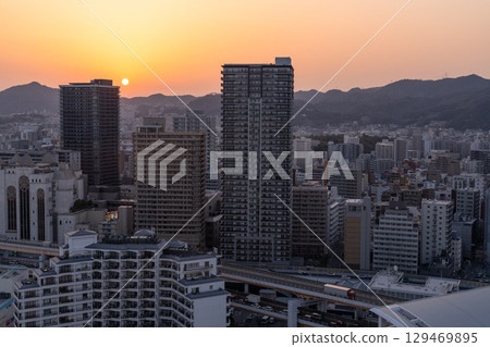 兵庫縣：神戶灣地區的日落 129469895