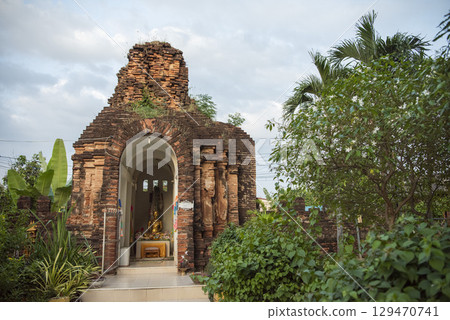 THAILAND PHRAE WAT LUANG CHEDI 129470741