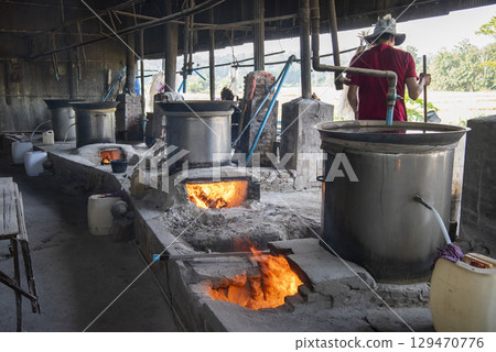 THAILAND PHRAE SA IAP VILLAGE RICE SPIRITS FACTORY 129470776