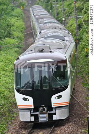 10-car HC85 series Hida express train from the front 10-car HC85 series Hida express train from the front 129472375