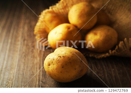 Potatoes 129472769