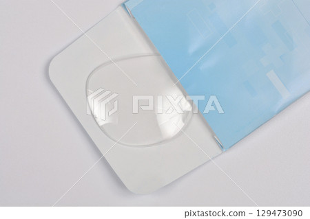 Single clear eyeglass lens Single clear eyeglass lens 129473090