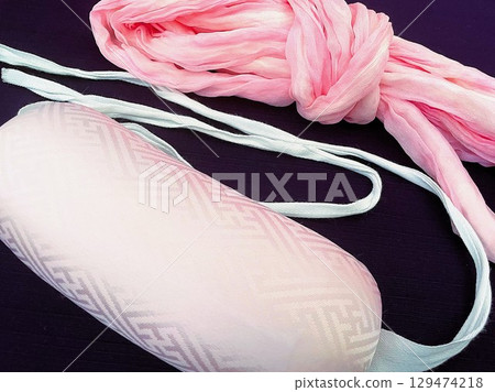 4 waist cords and obi pillows used for dressing a kimono 4 waist cords and obi pillows used for dressing a kimono 129474218