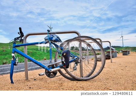 Te Ahu a Turanga Expressway Bike Lock Up Te Ahu a Turanga Expressway Bike Lock Up 129480611