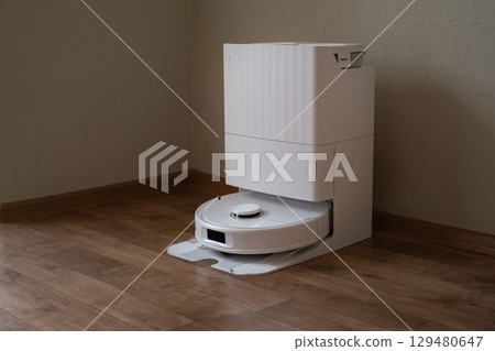 Smart robot makes your home cleaner saving your time and effort with efficient automatic cleaning every day 129480647
