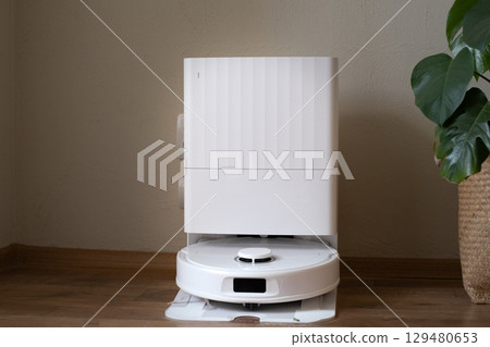 The future of home is here smart robot automatically mops the floor bringing convenience and cleanliness to daily life 129480653