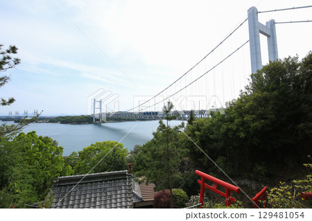 從穴場稻荷神社看到的下津瀨戶橋 129481054