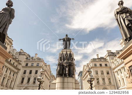 the Guards Crimean War Memorial, It commemorates the Allied victory in the Crimean War and specifically honors the 2,162 soldiers of the Brigade of Guards  129482956
