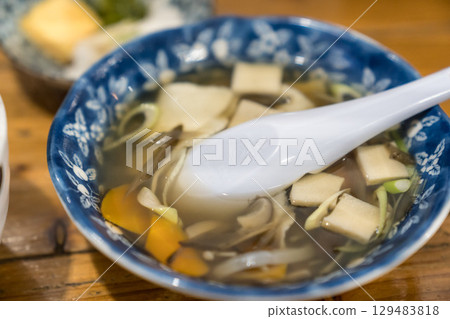 八戶的鄉土料理,煎餅湯 八戶的鄉土料理,煎餅湯 129483818