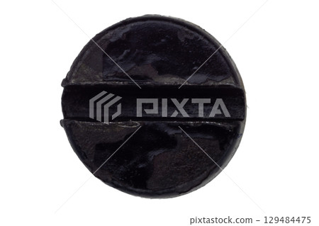 Rusty flathead screw macro close up 129484475