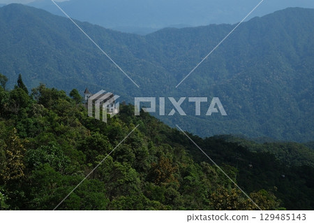 Ba Na Hills Panorama landscape with fantastic beautiful medieval castle in Ba Na Hills in Da Nang in Vietnam 129485143
