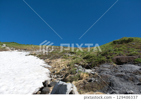 From the Dainichi Sanzan traverse to Shomyo Falls 129486337