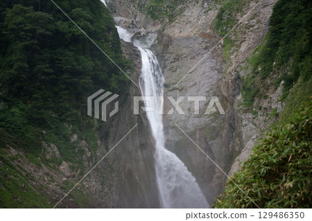 From the Dainichi Sanzan traverse to Shomyo Falls 129486350