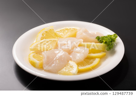 [Hokkaido] Scallops with Lemon 129487739