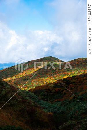 秋季攀登栗駒山(宇文沼~東栗駒) 秋季攀登栗駒山(宇文沼~東栗駒) 129488487