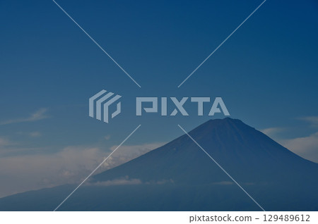 從禦坂山新道山口看到的富士山，複製空間 129489612