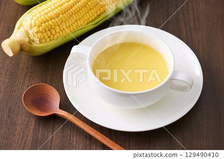 Warm corn soup 129490410