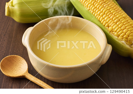 熱玉米湯 129490415