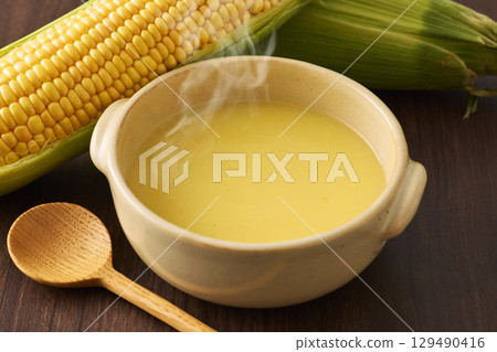 熱玉米湯 129490416