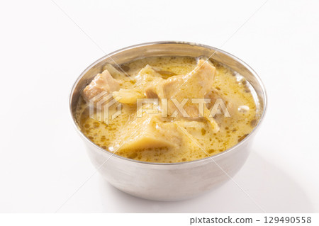 Green curry 129490558