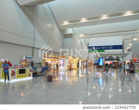 The dynamic Philippines - Manila Ninoy Aquino International Airport's bustling urban landscape (June 2025) The dynamic Philippines - Manila Ninoy Aquino International Airport's bustling urban landscape (June 2025) 129492770