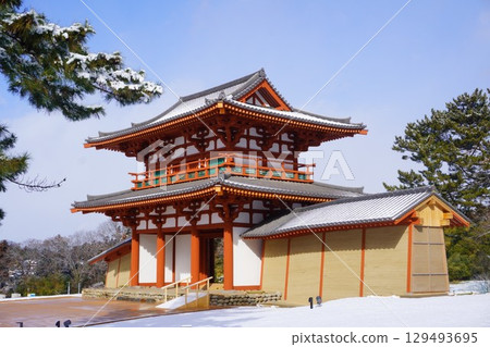 正在修復的多賀城南門，被大雪覆蓋 129493695