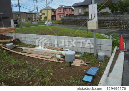 Residential landscape with a closed landscape Residential landscape with a closed landscape 129494376
