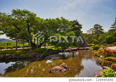 A famous garden in early summer 129495840