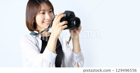 單反相機和女人形象 129496556