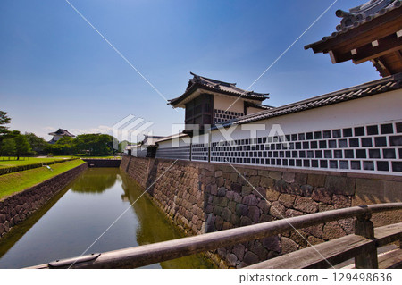 Kanazawa Castle Park in early summer Kanazawa Castle Park in early summer 129498636