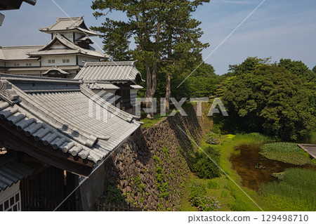 Kanazawa Castle Park in early summer Kanazawa Castle Park in early summer 129498710