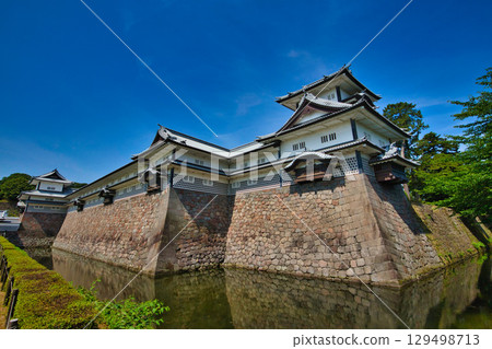 Kanazawa Castle Park in early summer Kanazawa Castle Park in early summer 129498713