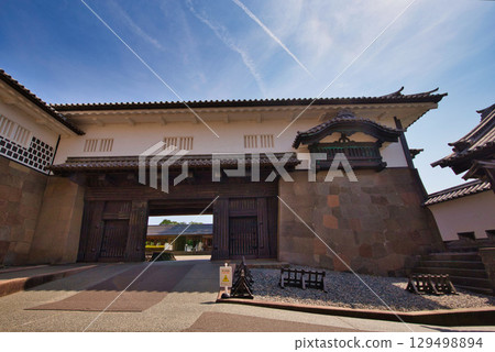 Kanazawa Castle Park in early summer Kanazawa Castle Park in early summer 129498894
