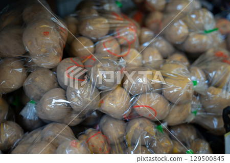 Potatoes Greengrocer 129500845
