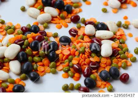 Colorful mixed beans and lentils, packed with plant-based protein and fiber 129505437