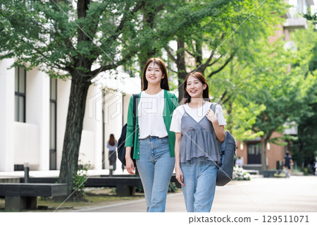 Young woman going out with friends 129511071